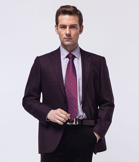 定制西服保養之褶皺與灰塵處理