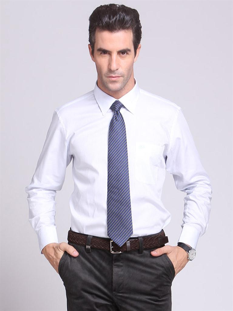 正裝襯衫規范穿法