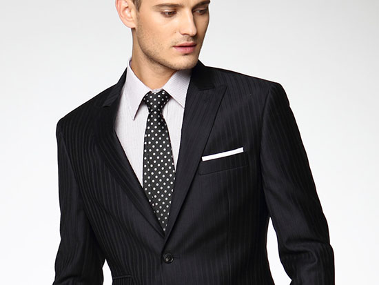 夏季定制西服保養