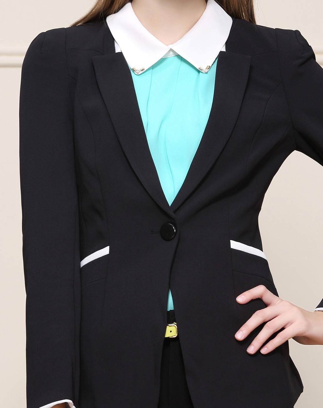 西裝定制搭配技巧 西裝定制搭配技巧